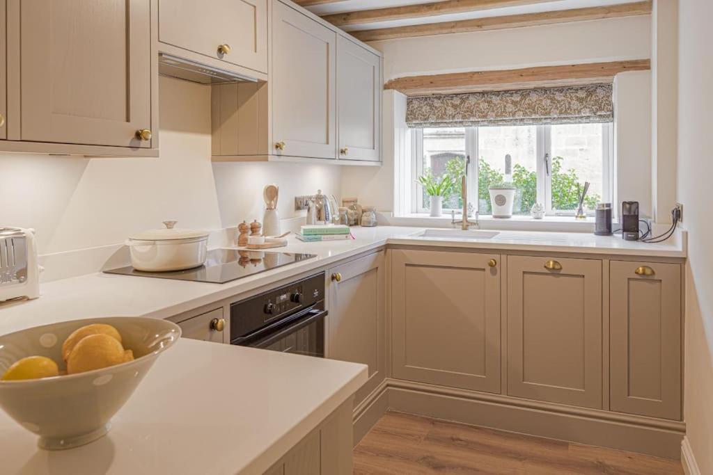 East Barn Cottage - Refurbished Barn Conversion! Weston Subedge Екстериор снимка