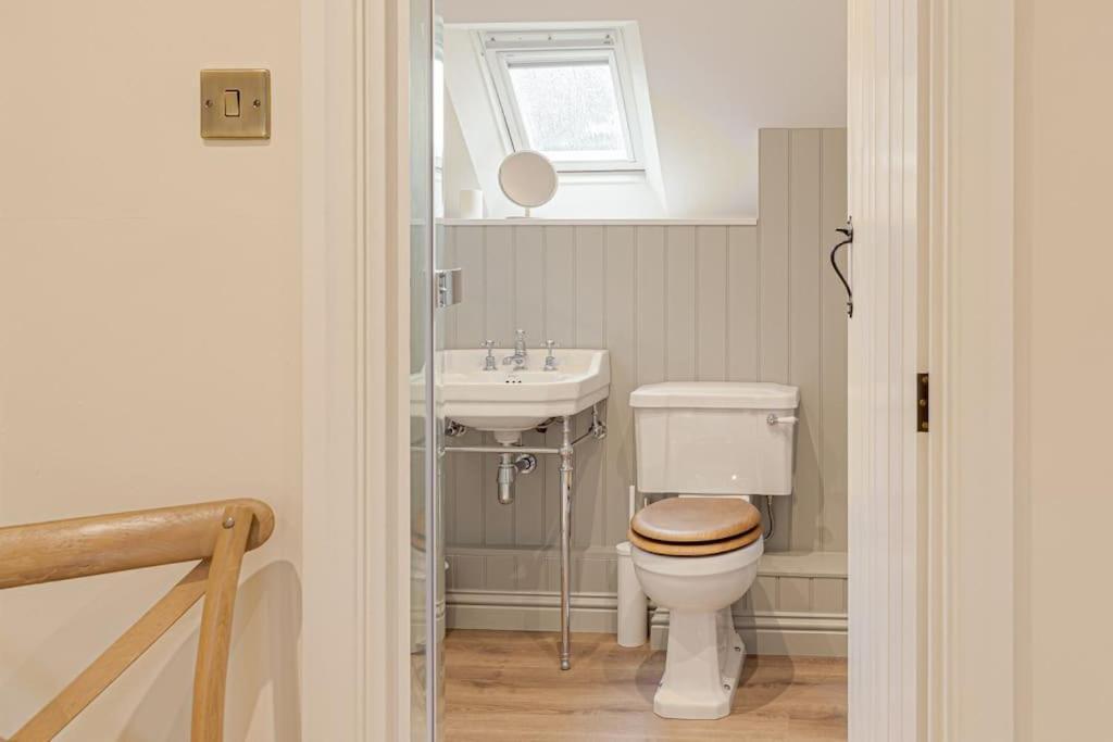 East Barn Cottage - Refurbished Barn Conversion! Weston Subedge Екстериор снимка