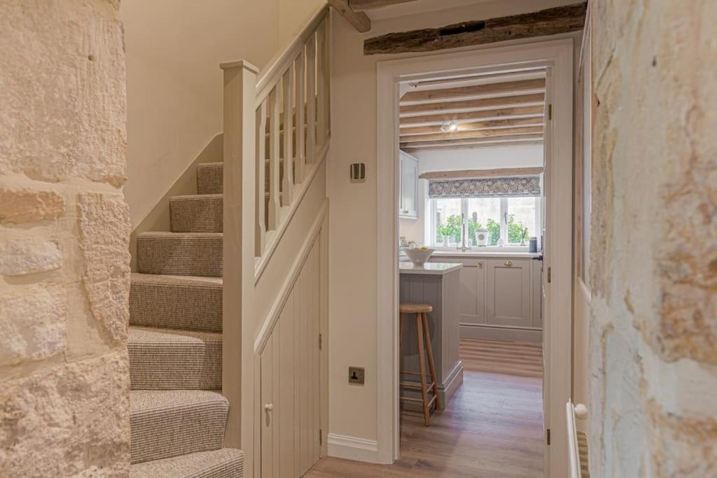 East Barn Cottage - Refurbished Barn Conversion! Weston Subedge Екстериор снимка