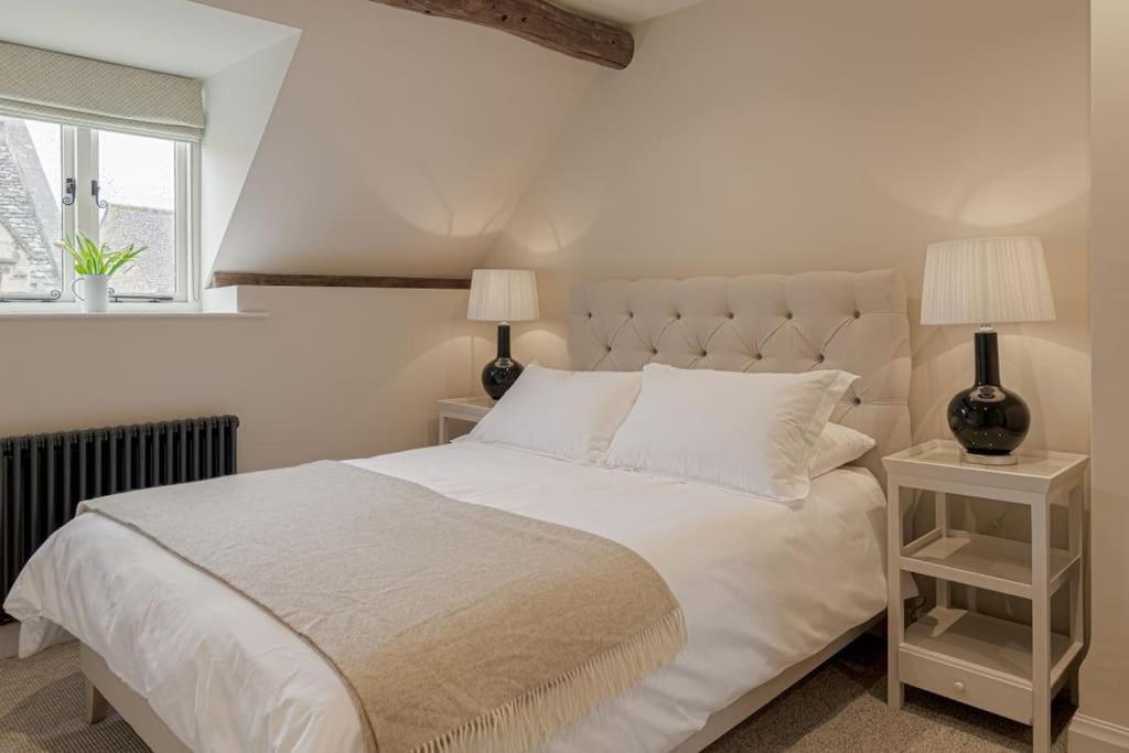 East Barn Cottage - Refurbished Barn Conversion! Weston Subedge Екстериор снимка