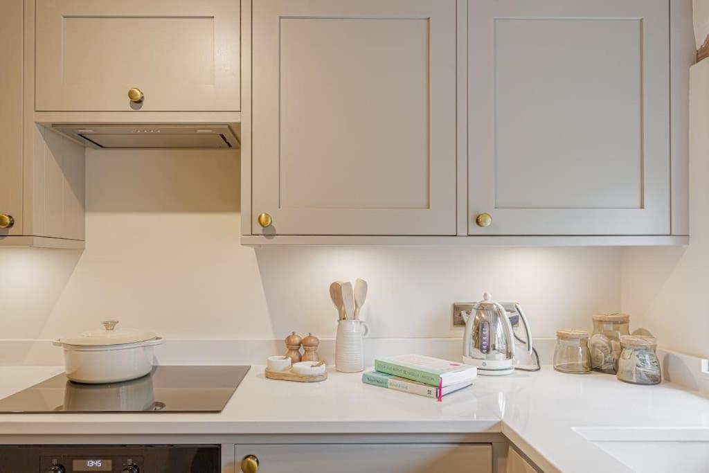 East Barn Cottage - Refurbished Barn Conversion! Weston Subedge Екстериор снимка